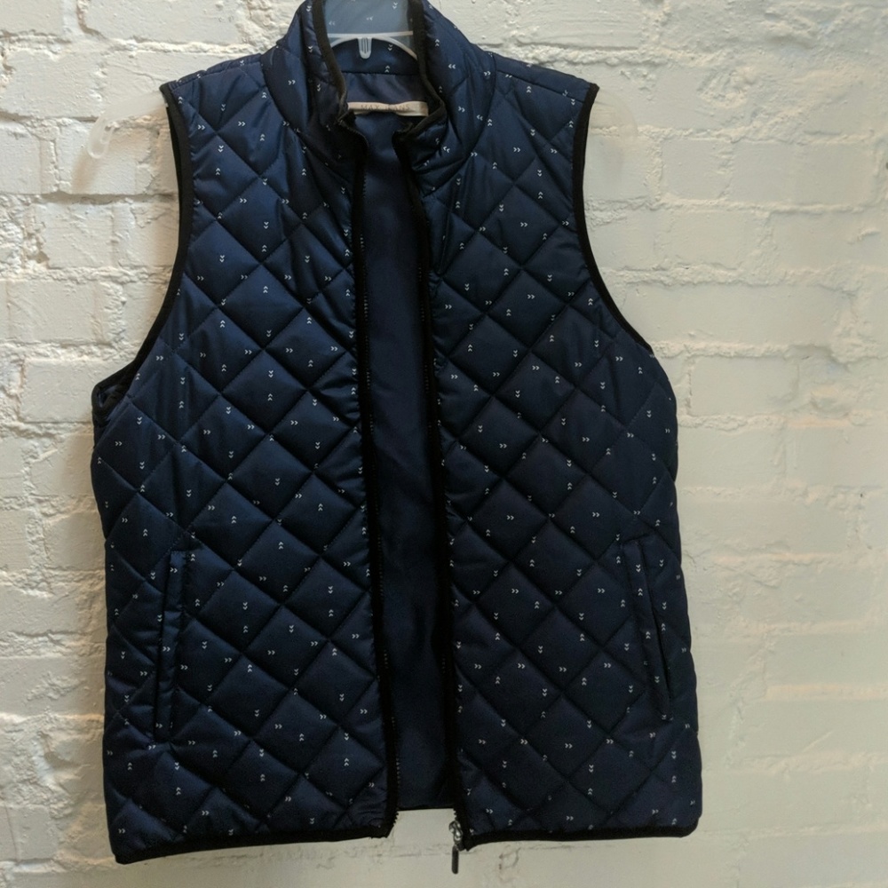 Light weight  puff vest from Max Jeans.